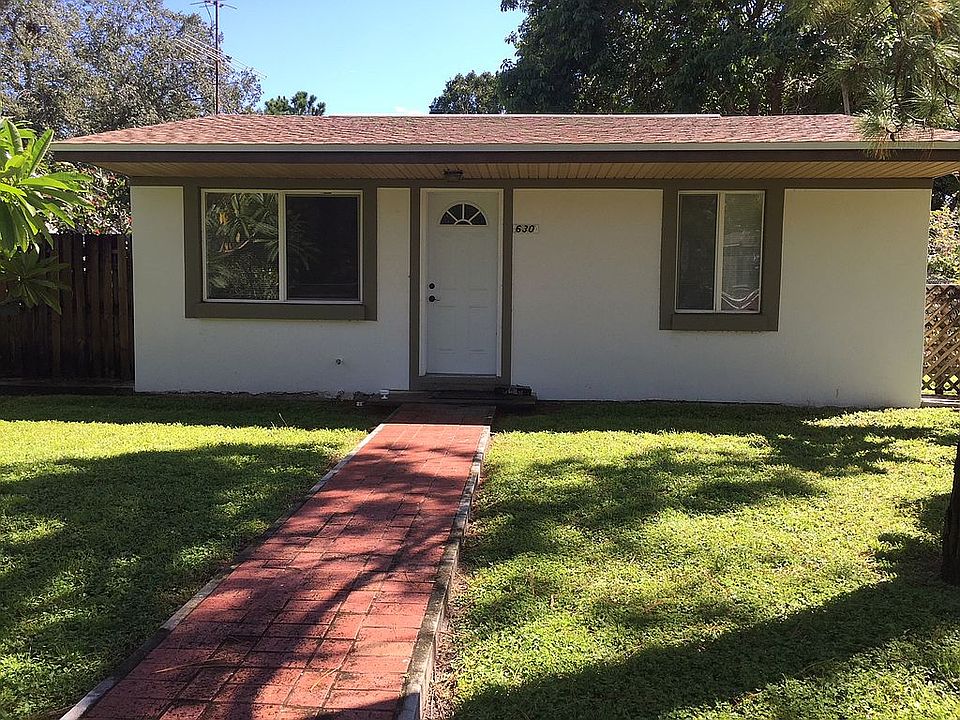 1st image of 630 43rd Ave N