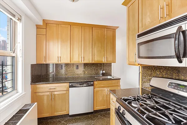 Rented by GoodRock Realty | media 28