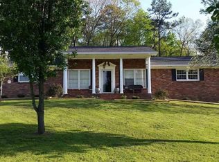162 Wayne St SW, Calhoun, GA 30701