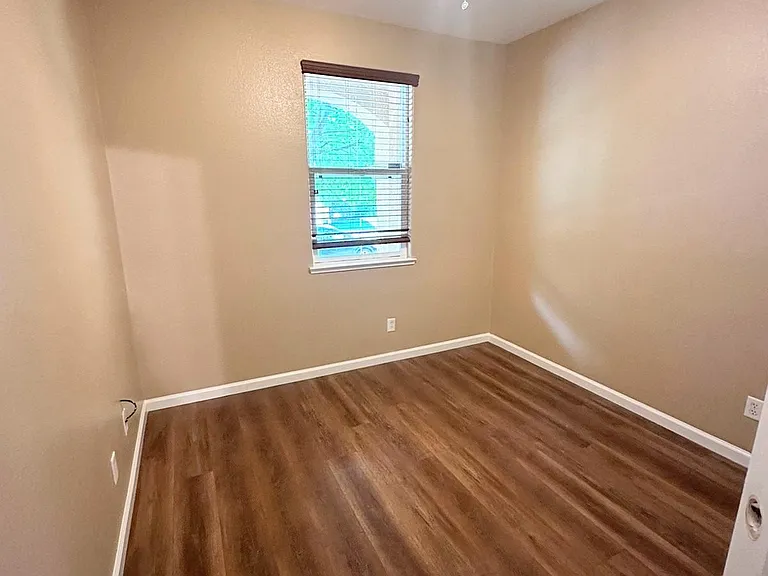 5254 Moonlit Bay Way — Photo 10