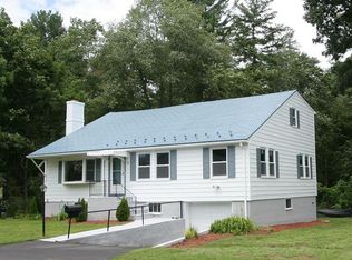 18 Henzie St, Reading, MA 01867