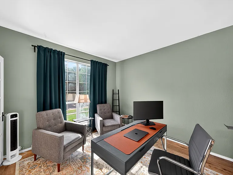 1011 Aylesbury Dr — Photo 10