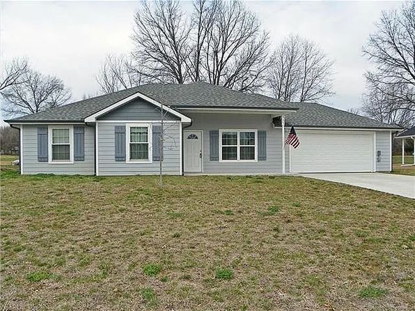 1203 Lakewood Dr