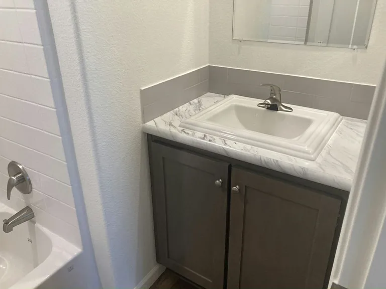 11411 N 91st Ave #25 — Photo 7