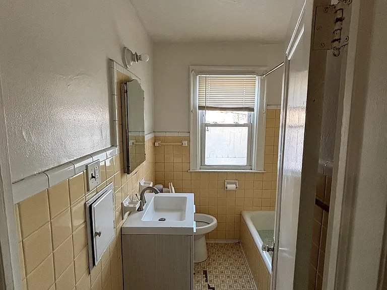 15460 Ilene St #1 — Photo 3