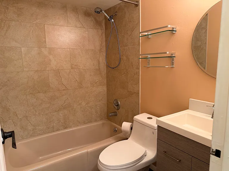387 Union Ave #391 — Photo 8