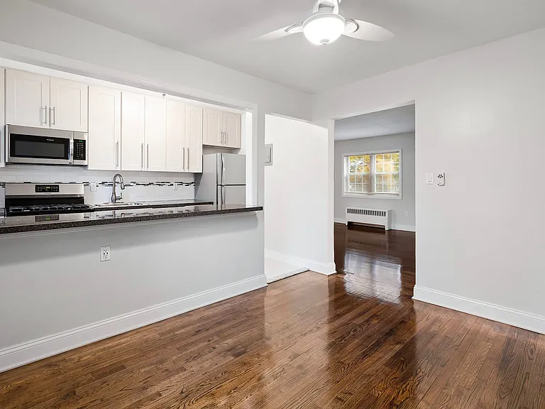 Molly Pitcher Village Apartments — Photo 15