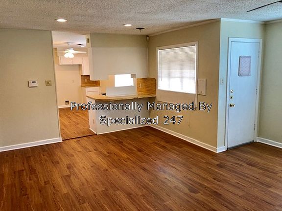 4th image of 5817 Malvey Ave