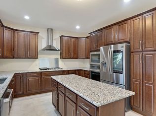 49 Promise Way, Kendall Park, NJ 08824