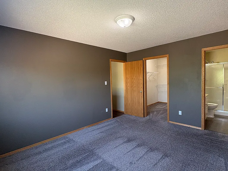 164 Strongberg Dr — Photo 15