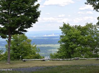 172 Beaver Dam Rd, Voorheesville, NY 12186