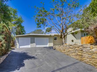 1145 Phillips St, Vista, CA 92083