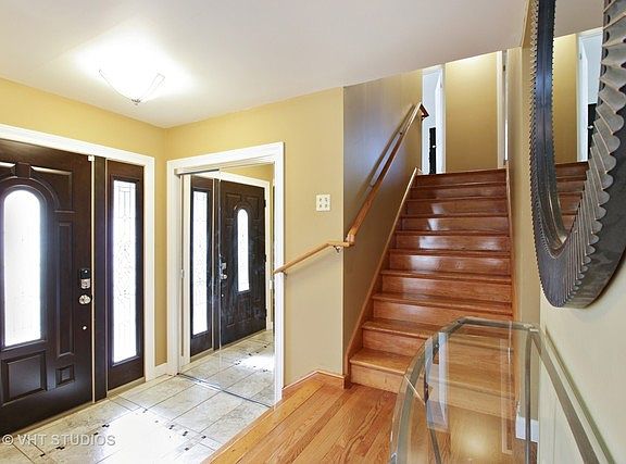 2nd image of 516 N Longwood Dr