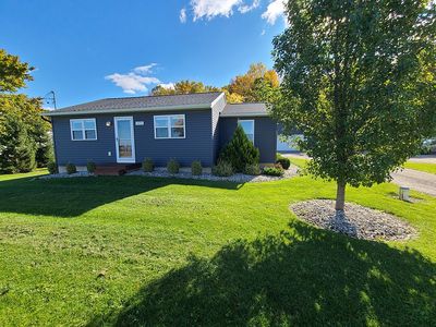 5894 Chicago Dr, Zeeland, MI, 49464