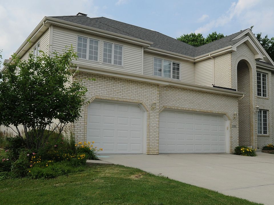 1st image of 2208 Carlow Dr