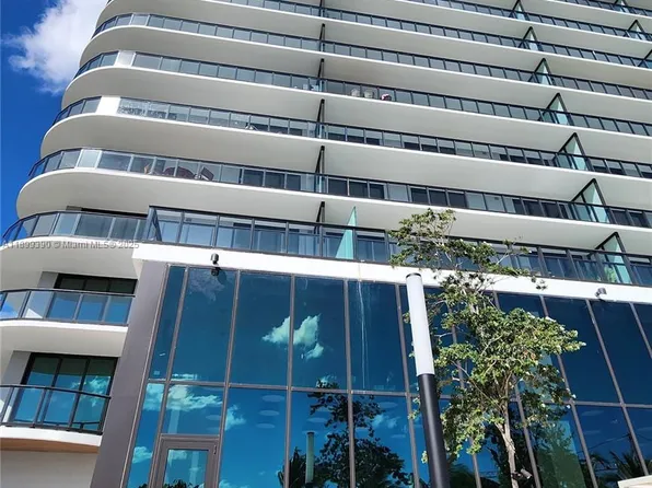 580 72nd #713, Miami Beach, FL 33141