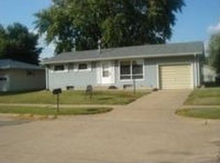 808 Tulane Ave, Salina, KS 67401
