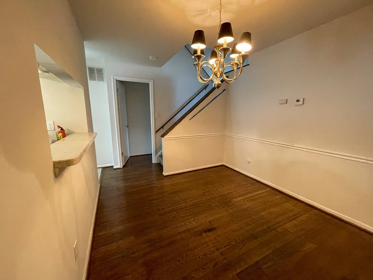 3 bed, 1438 sqft, $2,300 — Photo 4
