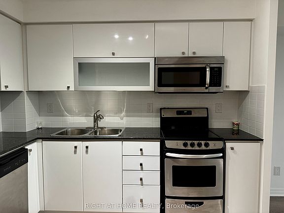 4th image of 2015 Sheppard Ave E #1507