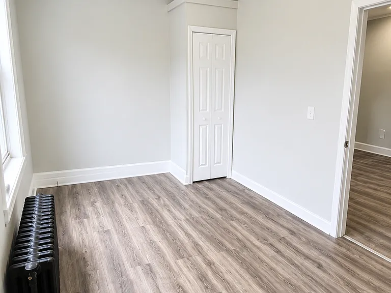 103 4th Ave #405B — Photo 5
