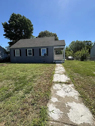 3923 Peyton Ave Photo 1