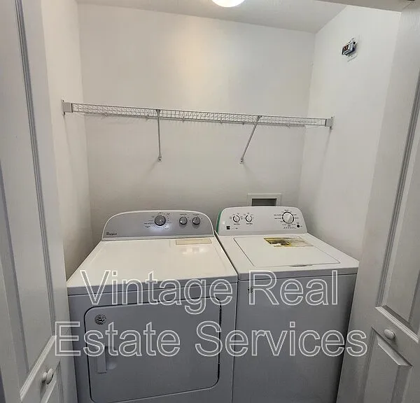 10932 Keys Gate — Photo 18