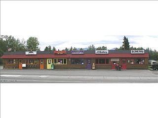2nd image of 105 E Arctic Ave
