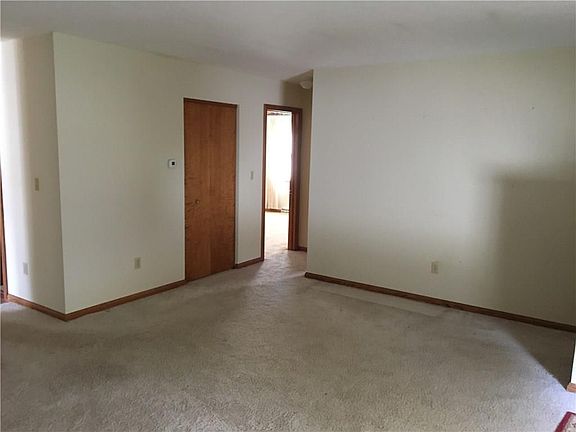2nd image of 4014 Greenway Dr
