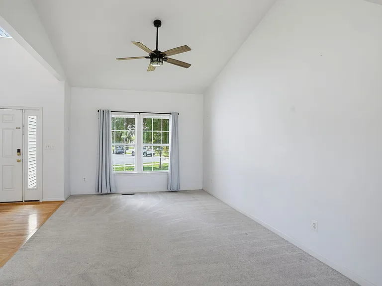 40 Milo Ct — Photo 10