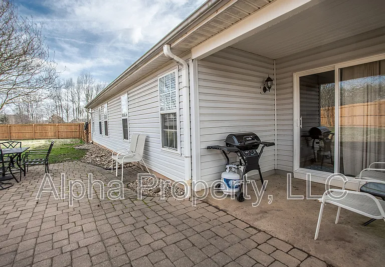 15 Avalon Ct — Photo 24