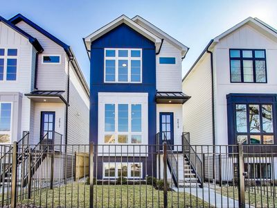 2619 W Carmen Ave, Chicago, IL, 60625