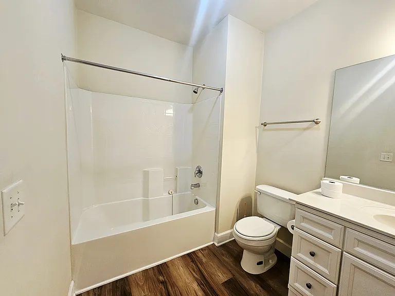 8501 Burnham Ln #6 — Photo 11