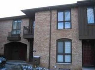 915 Greenhills Dr, Ann Arbor, MI