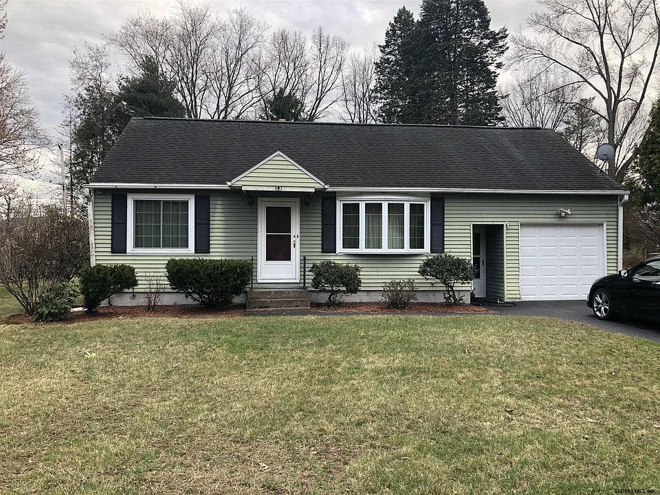 1st image of 13 Clifford Dr