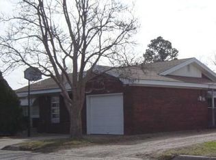 112 NE 3rd St, Tulia, TX 79088