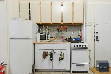 Rented by Bond New York