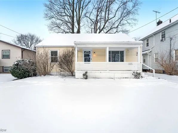 1064 Avon St, Akron, OH 44310