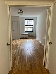 Rented by Manhattan Flats