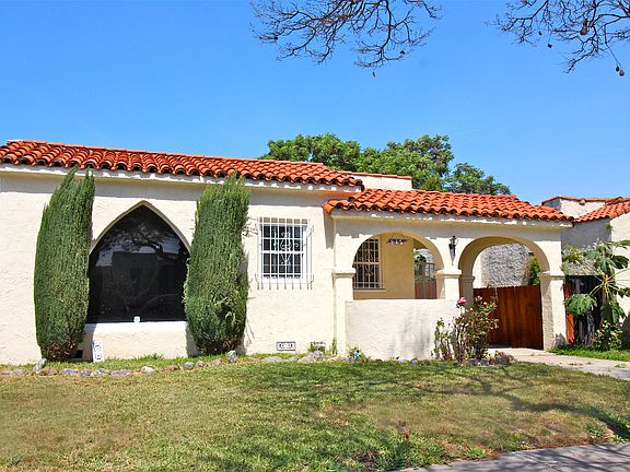 3rd image of 647 W 110th St