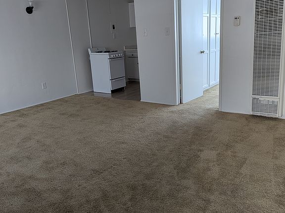 4th image of 10348 Paramount Blvd