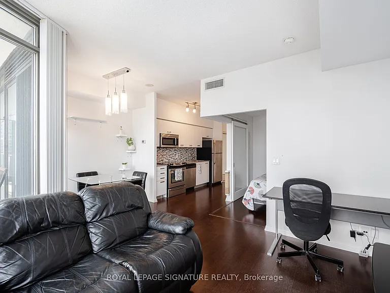 832 Bay St #3307 — Photo 18