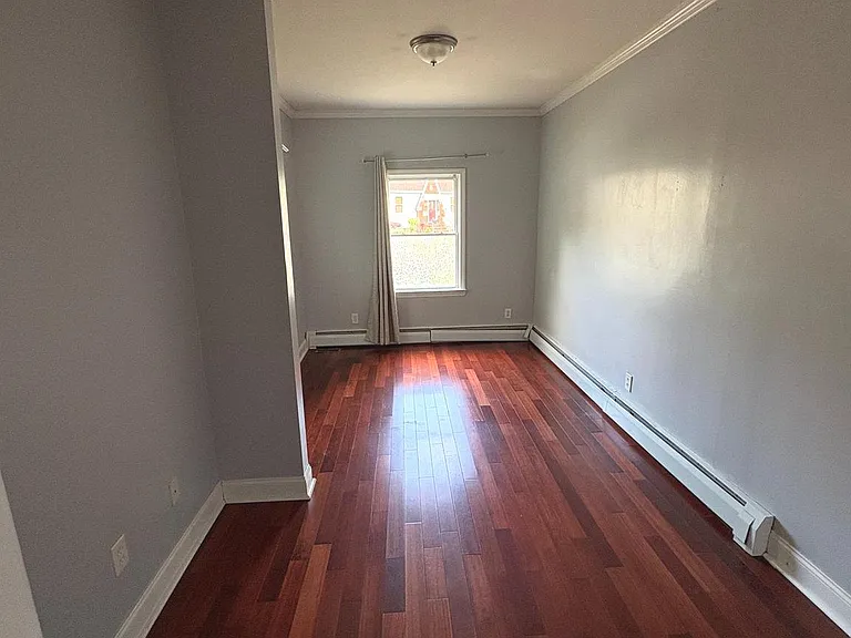 1300 Kings Hwy #1 — Photo 6