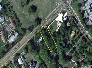 E Pulaski Rd, Huntington Station, NY 11746