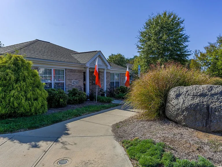 4250 Branch Bend Ln — Photo 4