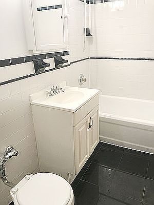 4th image of 235 E 39th St APT 1F