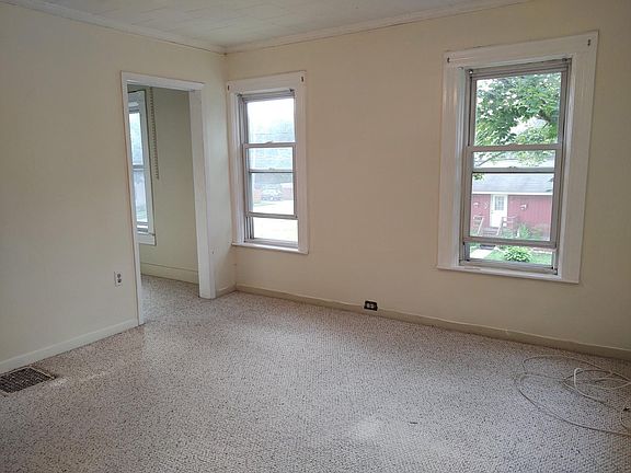 5th image of 46 McDonald St #B