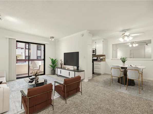 18193 Sundowner Way Unit 815, Santa Clarita, CA 91387