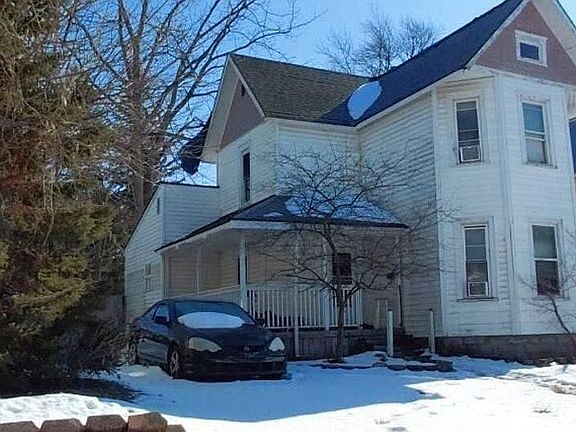 3rd image of 284 S High St