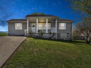 861 Thorn Trace Dr, Mount Sterling, KY