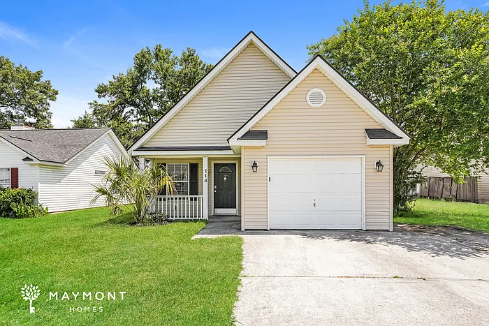 114 Wilton St — Photo 1